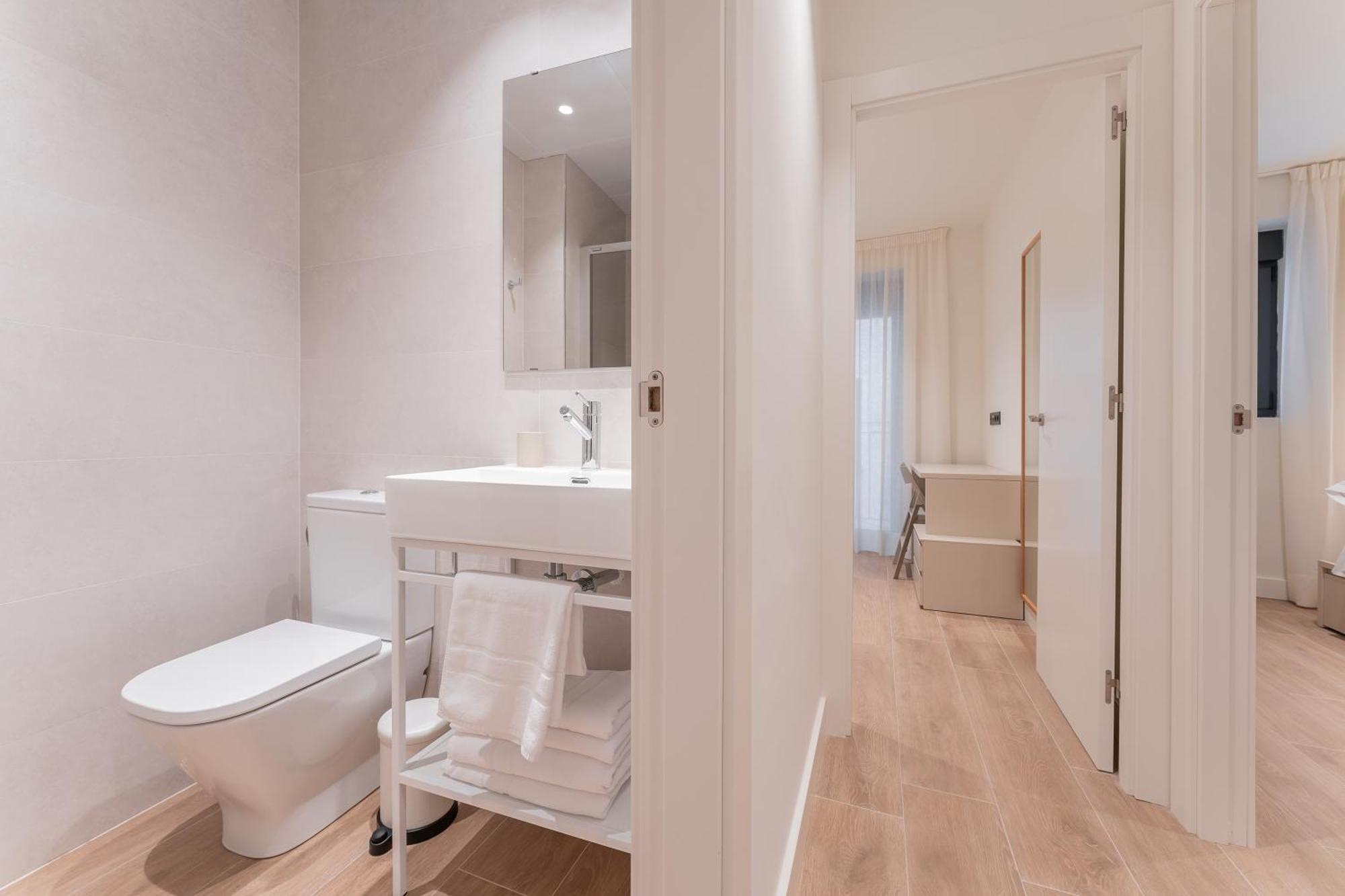 Casa Lambda Apartment ฮากา ภายนอก รูปภาพ